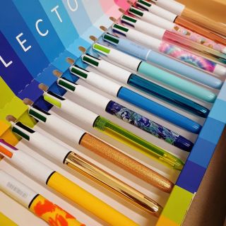 Limitovaná edice propisovacích tužek Bic je naprosto boží 🥳 #krajinaomalovanek #bic #bicpen #propiska #propisky...